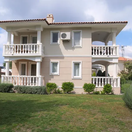 Newly Refurbished Top Floor Apartment, Near To Beach Ölüdeniz