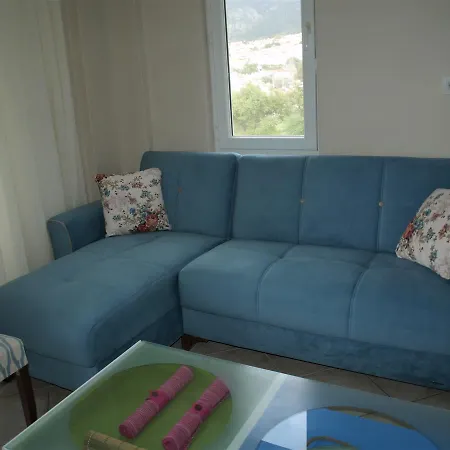Newly Refurbished Top Floor Apartment, Near To Beach Ölüdeniz