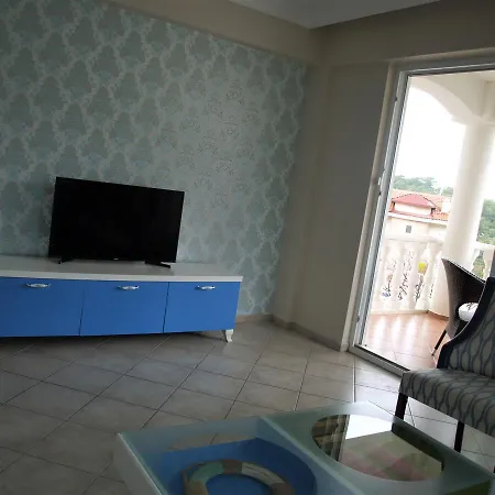 Newly Refurbished Top Floor Apartment, Near To Beach Ölüdeniz