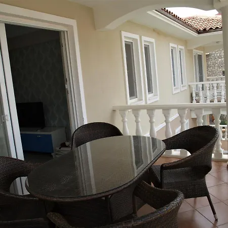 Newly Refurbished Top Floor Apartment, Near To Beach Ölüdeniz